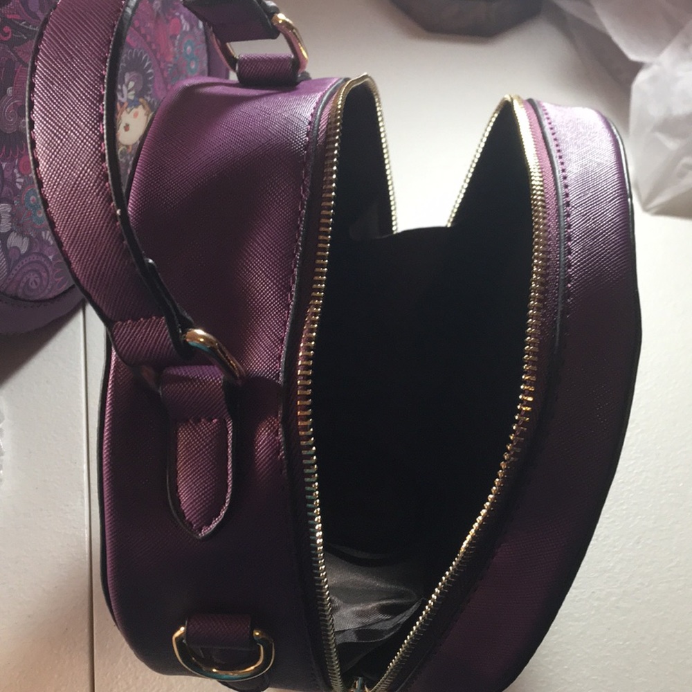 Purple crossbody PU Leather  bag - Picture 3 of 4